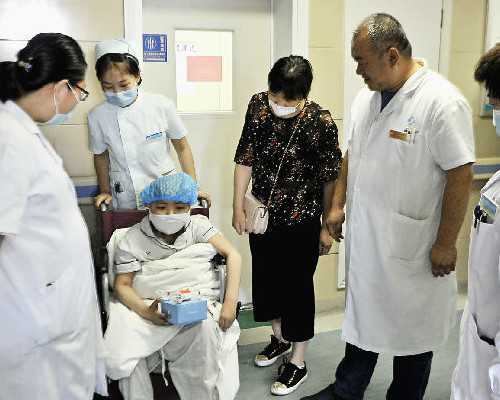 代生费用包成功_65万包生男孩,如果在避孕套上扎几个针孔就能怀孕?